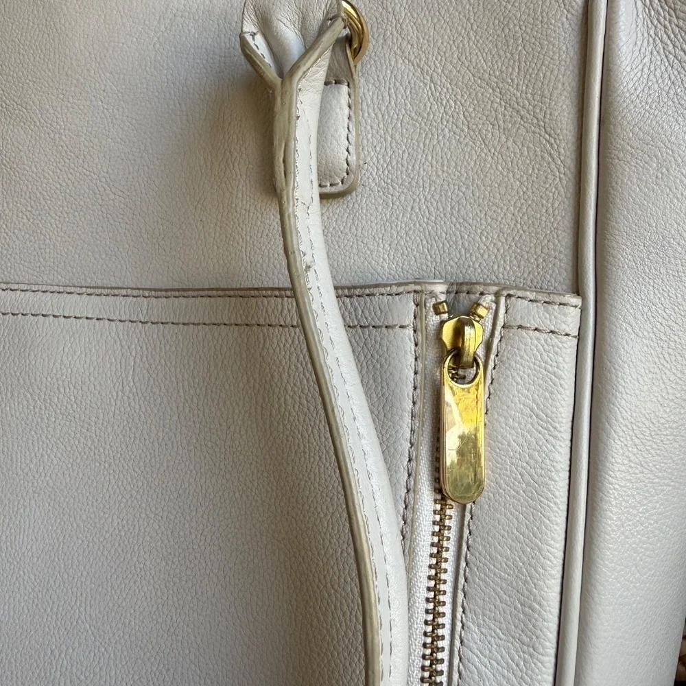 Banana Republic White Dianne Tote Leather